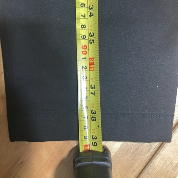 NWT women’s Gap zippered pants - Picture 12 of 12